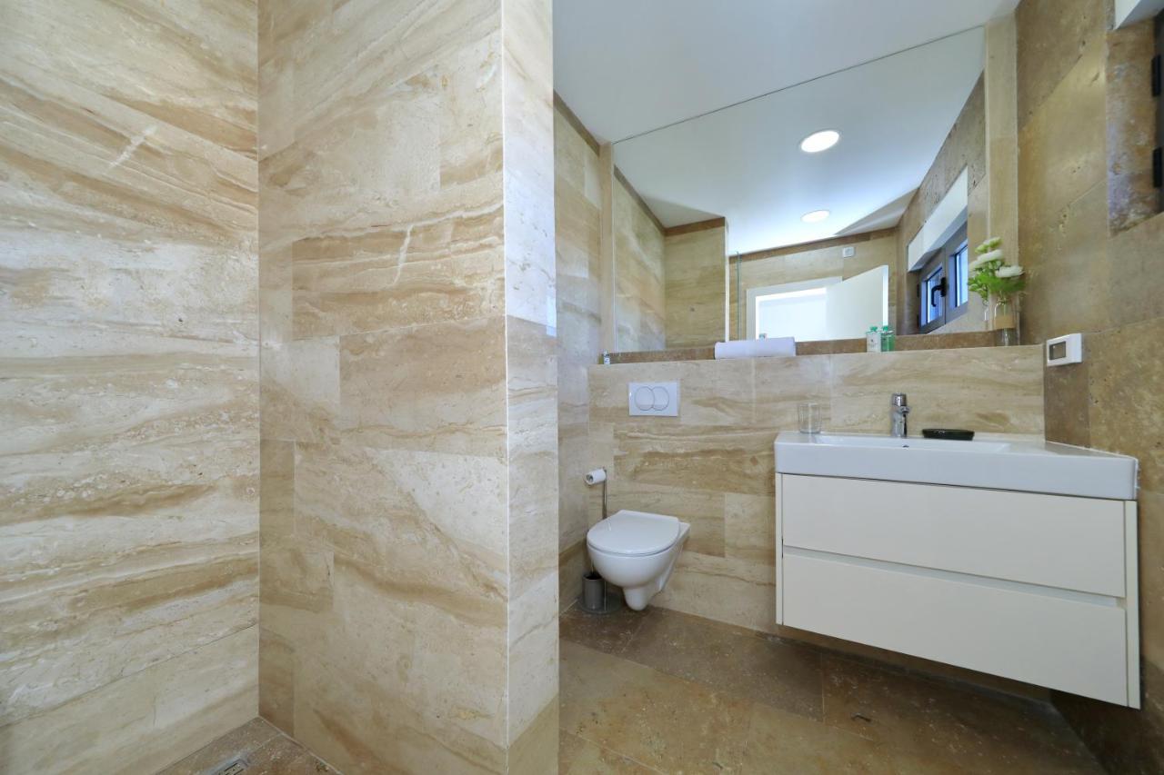 Penthouse Diem - Private Pool With Sea View Zadar Bagian luar foto