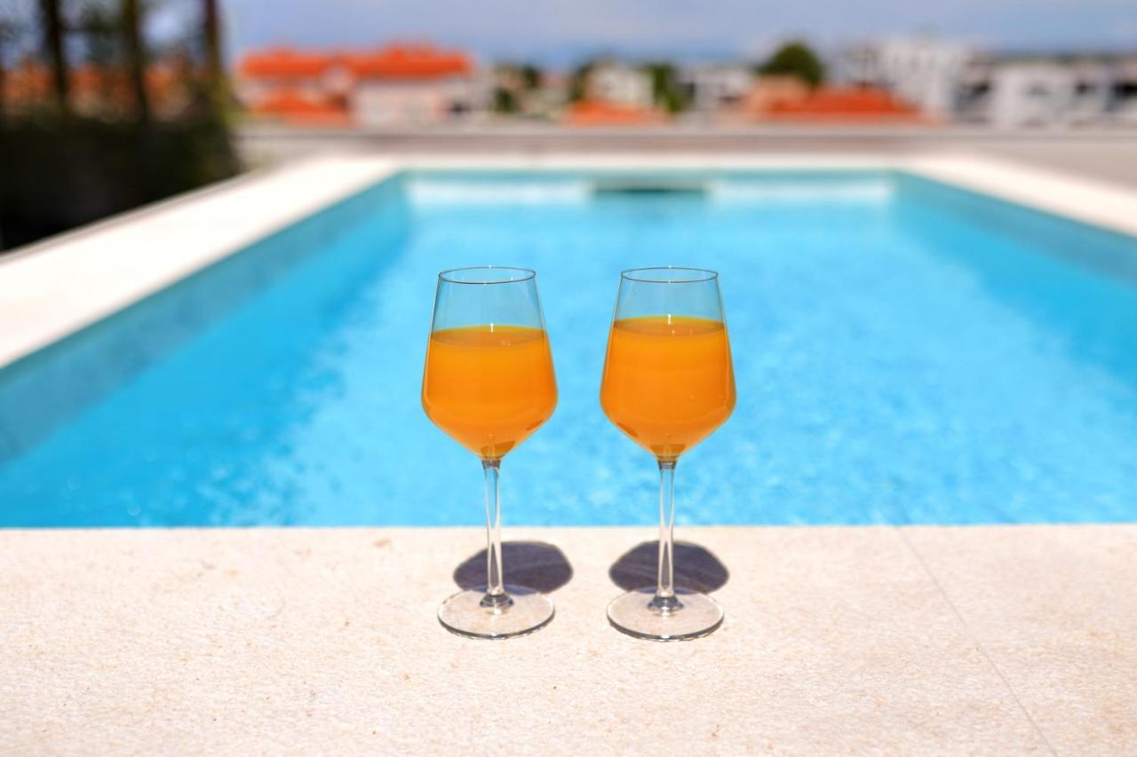 Penthouse Diem - Private Pool With Sea View Zadar Bagian luar foto