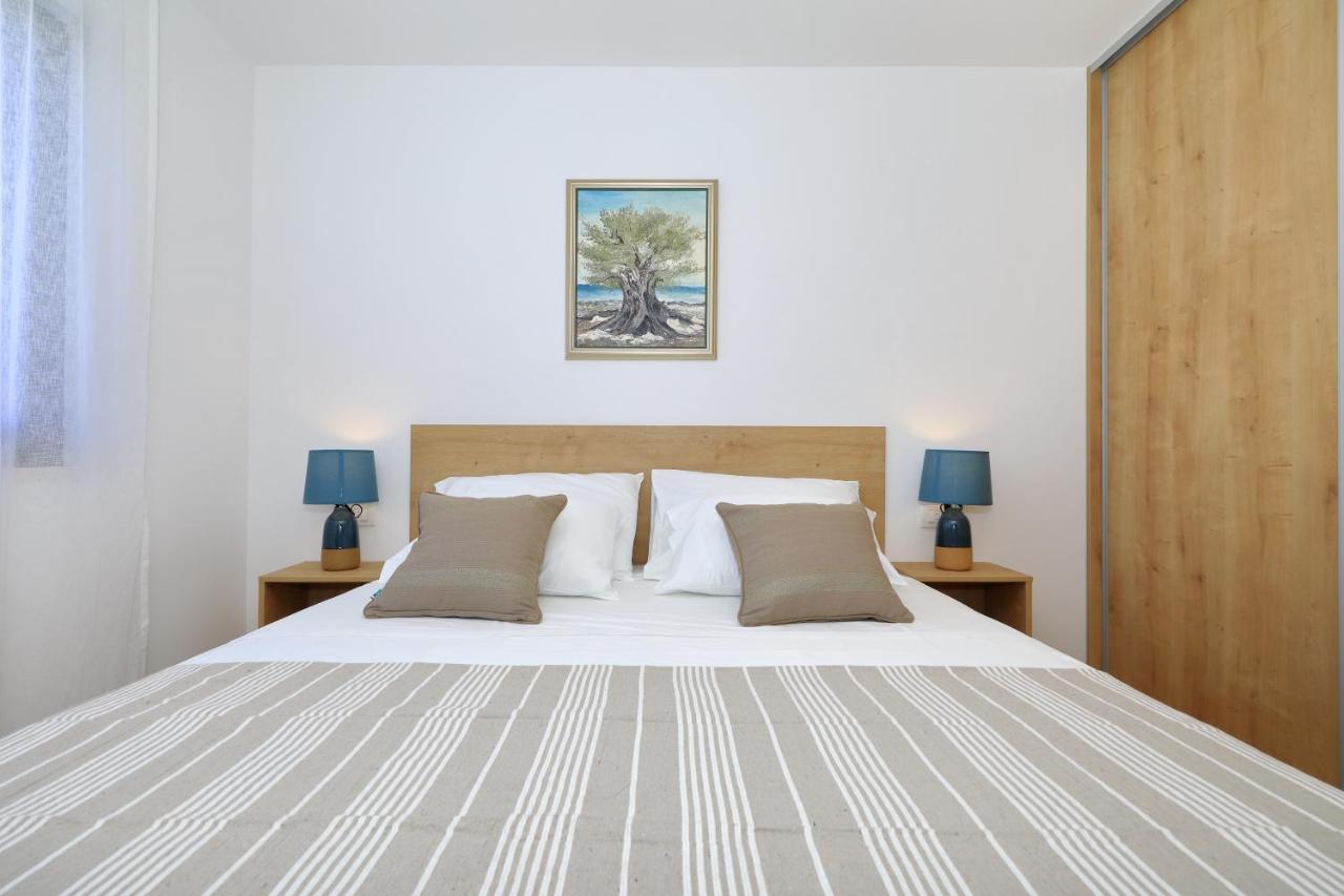 Penthouse Diem - Private Pool With Sea View Zadar Bagian luar foto